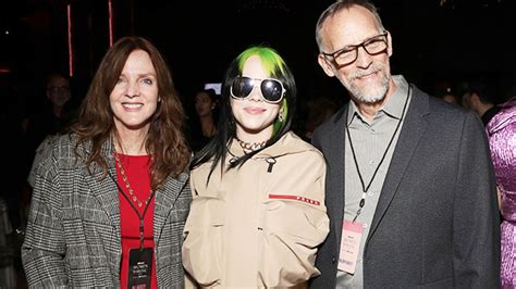 billie eilish chanel 2019 with parents|billie eilish father and dad.